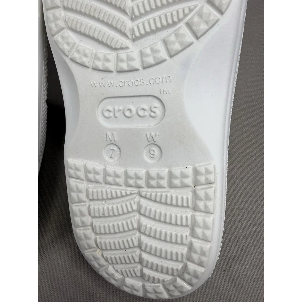 Crocs Slides Women's 9 Iconic Comfort White Sandals Men 7 Outdoor Summer Water